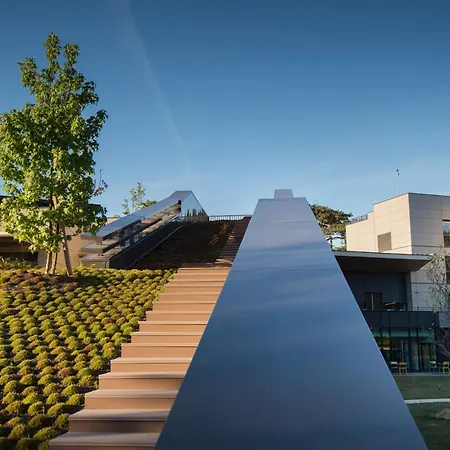 Maubreuil Seminaires 酒店